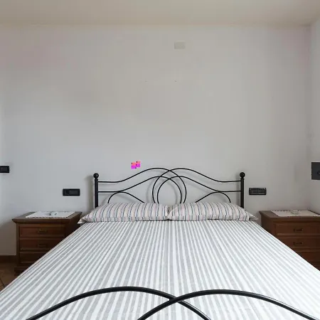 בית נופש Fontana Vecchia By Interhome