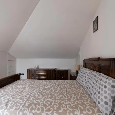 Fontana Vecchia By Interhome *
